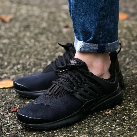 NIKE | Air Presto Essential Triple Black - Picture 4 of 4